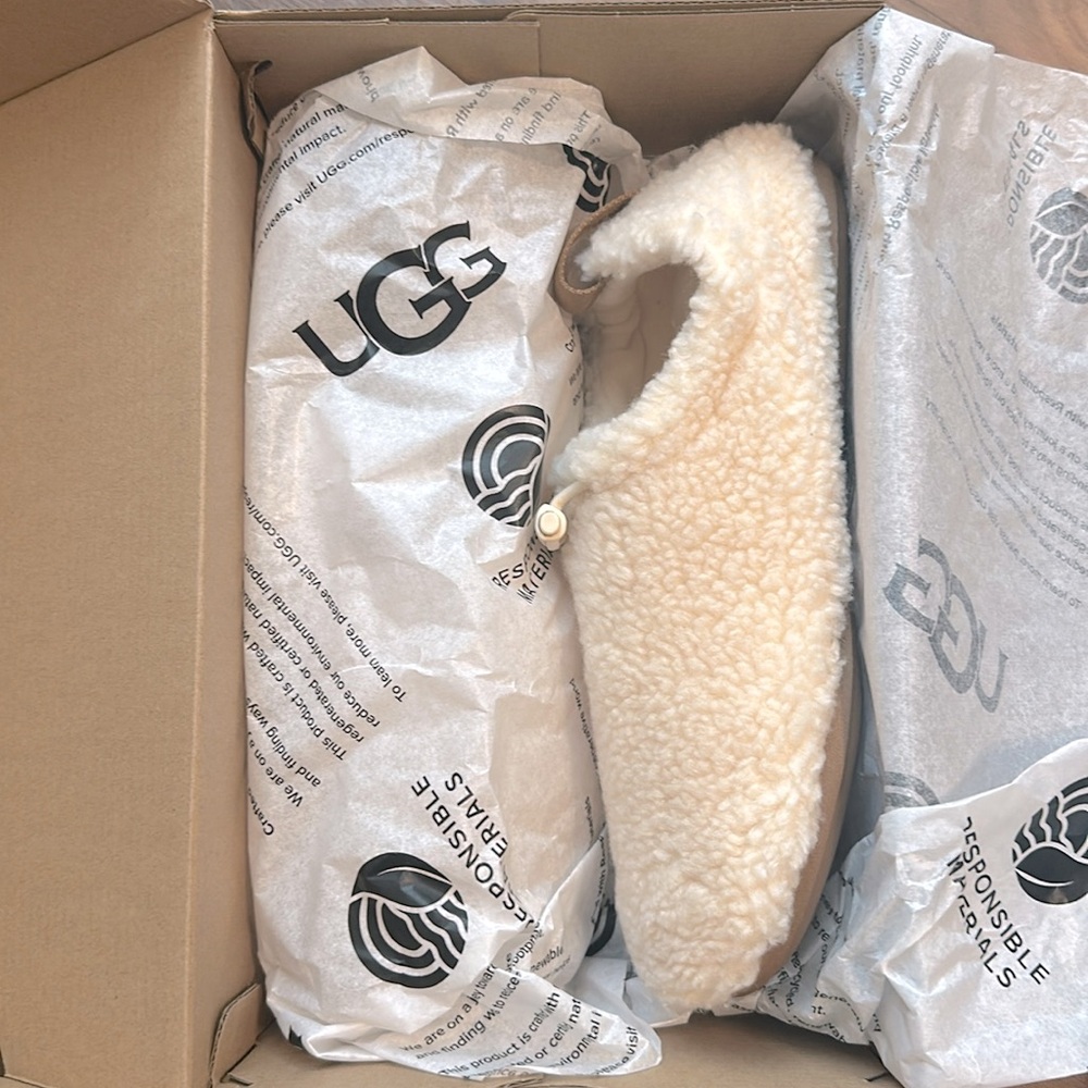 Ugg Plushy Slipper in Natural Ivory